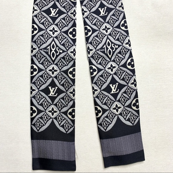 Louis Vuitton Scarf bandeau 1854 - Picture 5 of 8